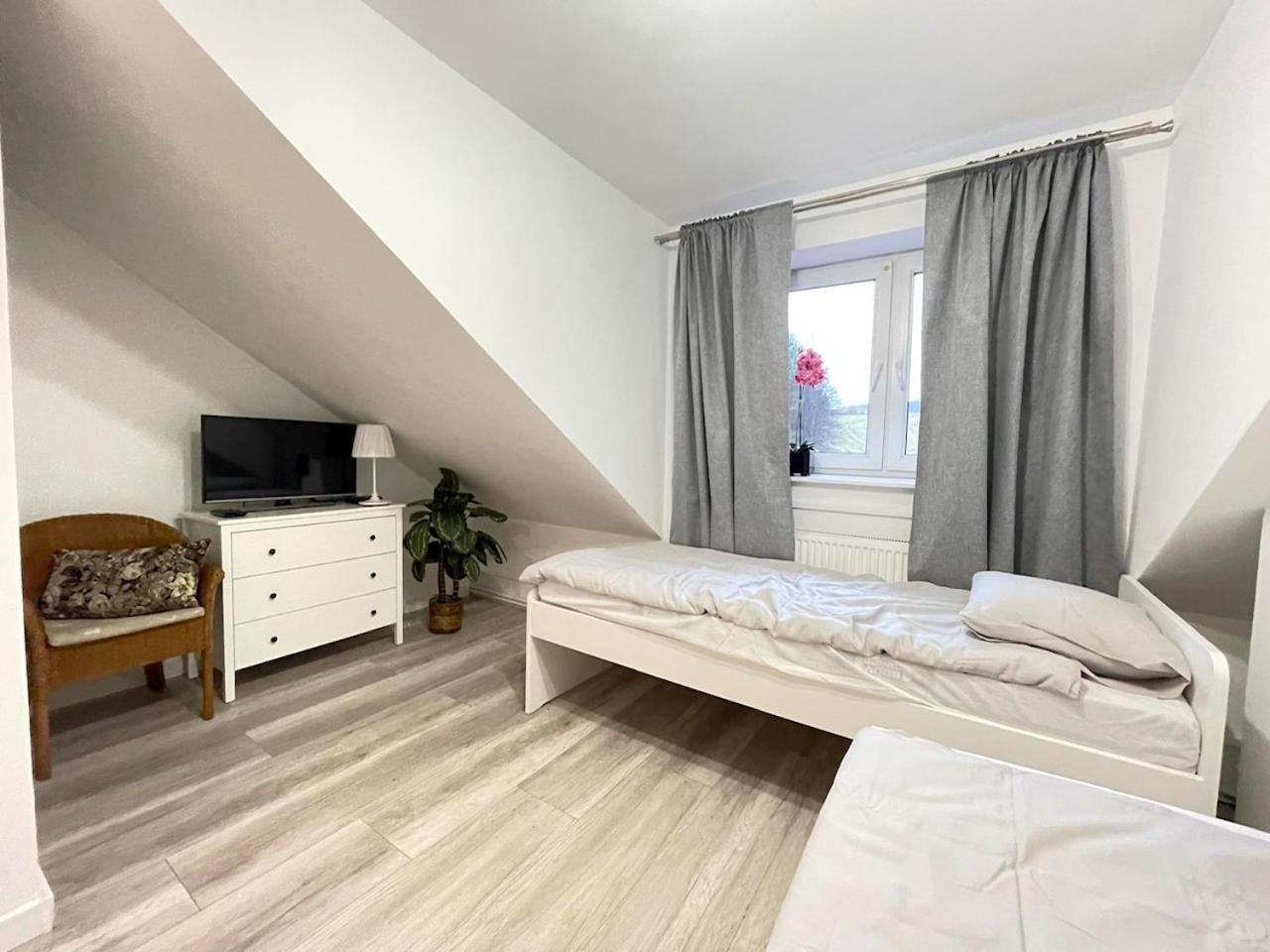 Hotel Ostoya Roztocze Szczebrzeszyn Esterno foto