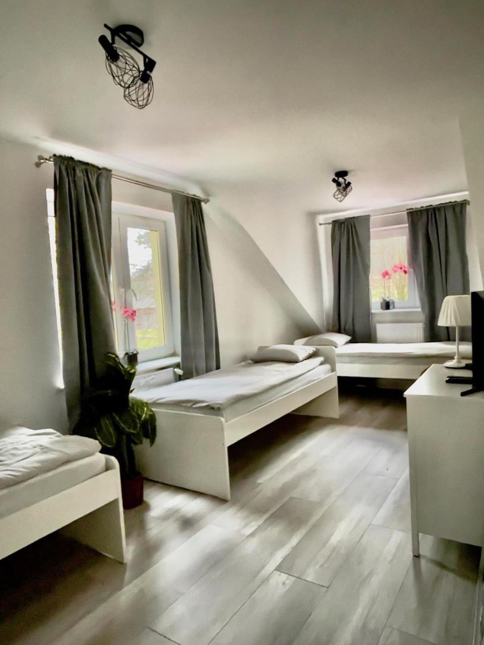 Hotel Ostoya Roztocze Szczebrzeszyn Esterno foto