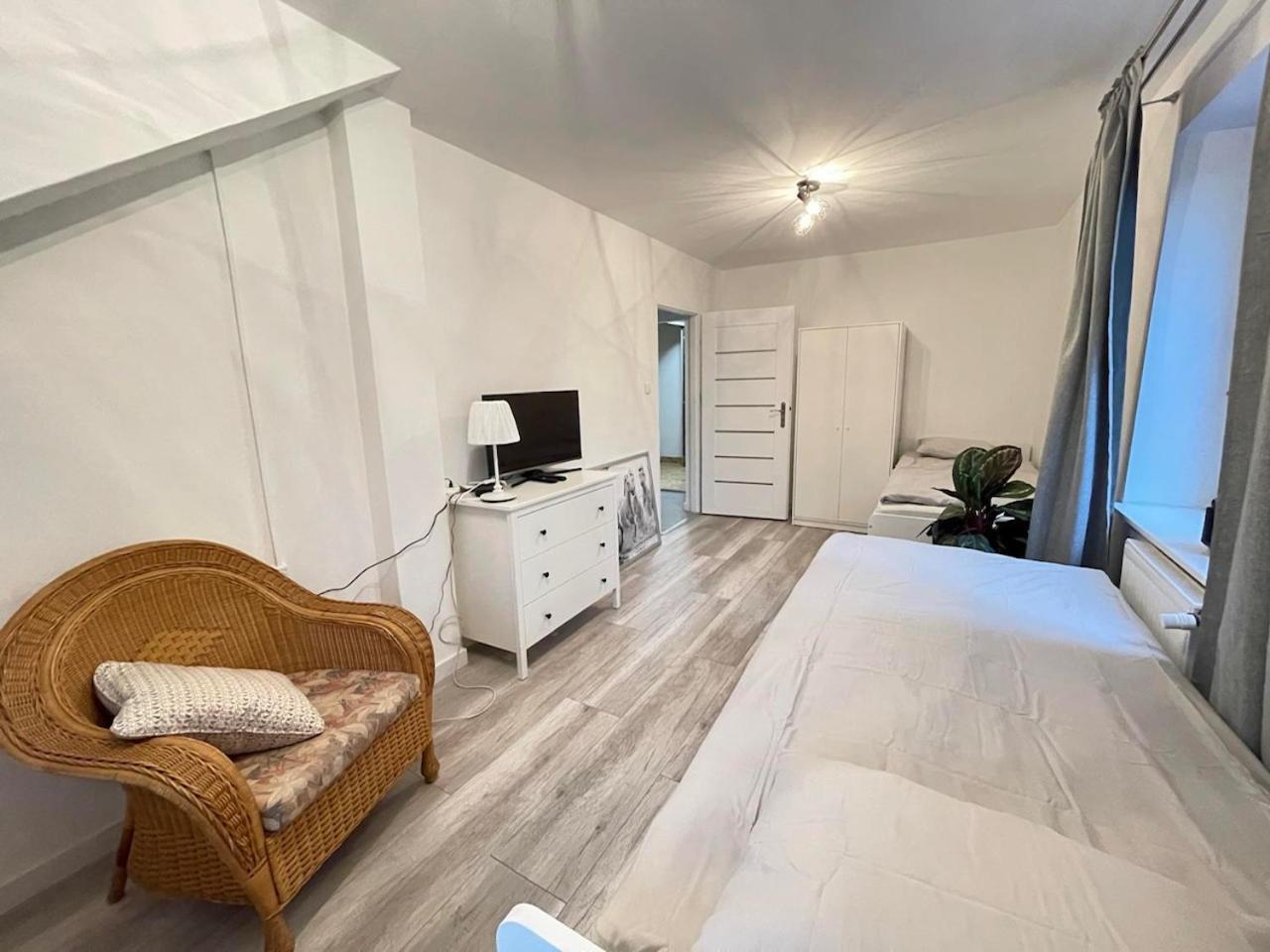 Hotel Ostoya Roztocze Szczebrzeszyn Esterno foto